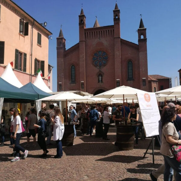 Gita ad Alba: Tartufo, tradizione e meraviglia
