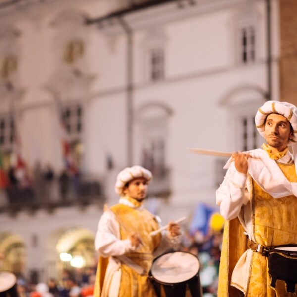 Musicanti durante rievocazione storica
