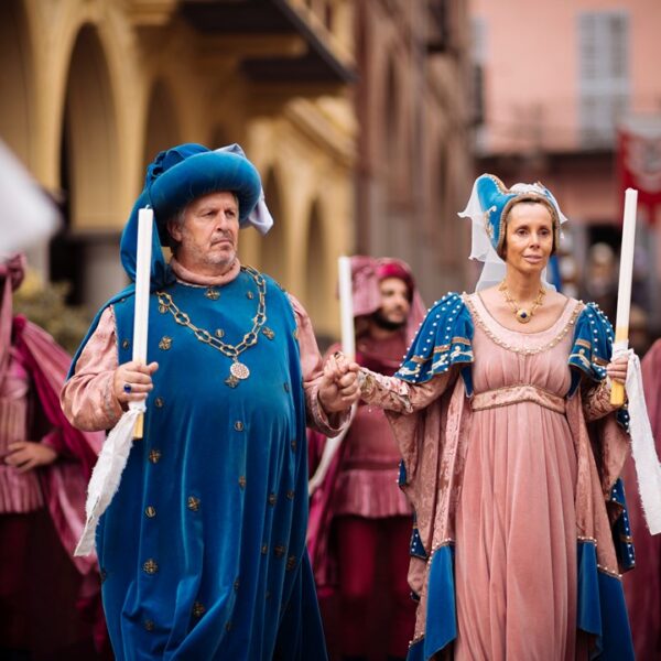 Figuranti durante rievocazione storica